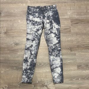 J Brand Tie Dye White/Gray/Blue Skinny Jeans